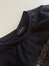 Load image into Gallery viewer, Black fringe crop top
