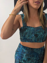 Load image into Gallery viewer, Crop top corset
