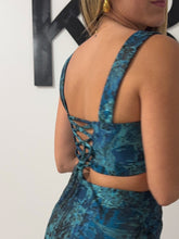 Load image into Gallery viewer, Crop top corset
