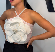 Load image into Gallery viewer, White flower crop top
